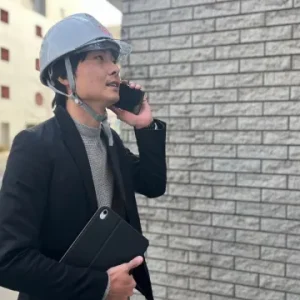 営業部　課長　佐藤涼平